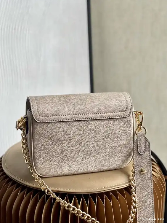 Repladies LOUIS VUITTON LOCKME TENDER 0623